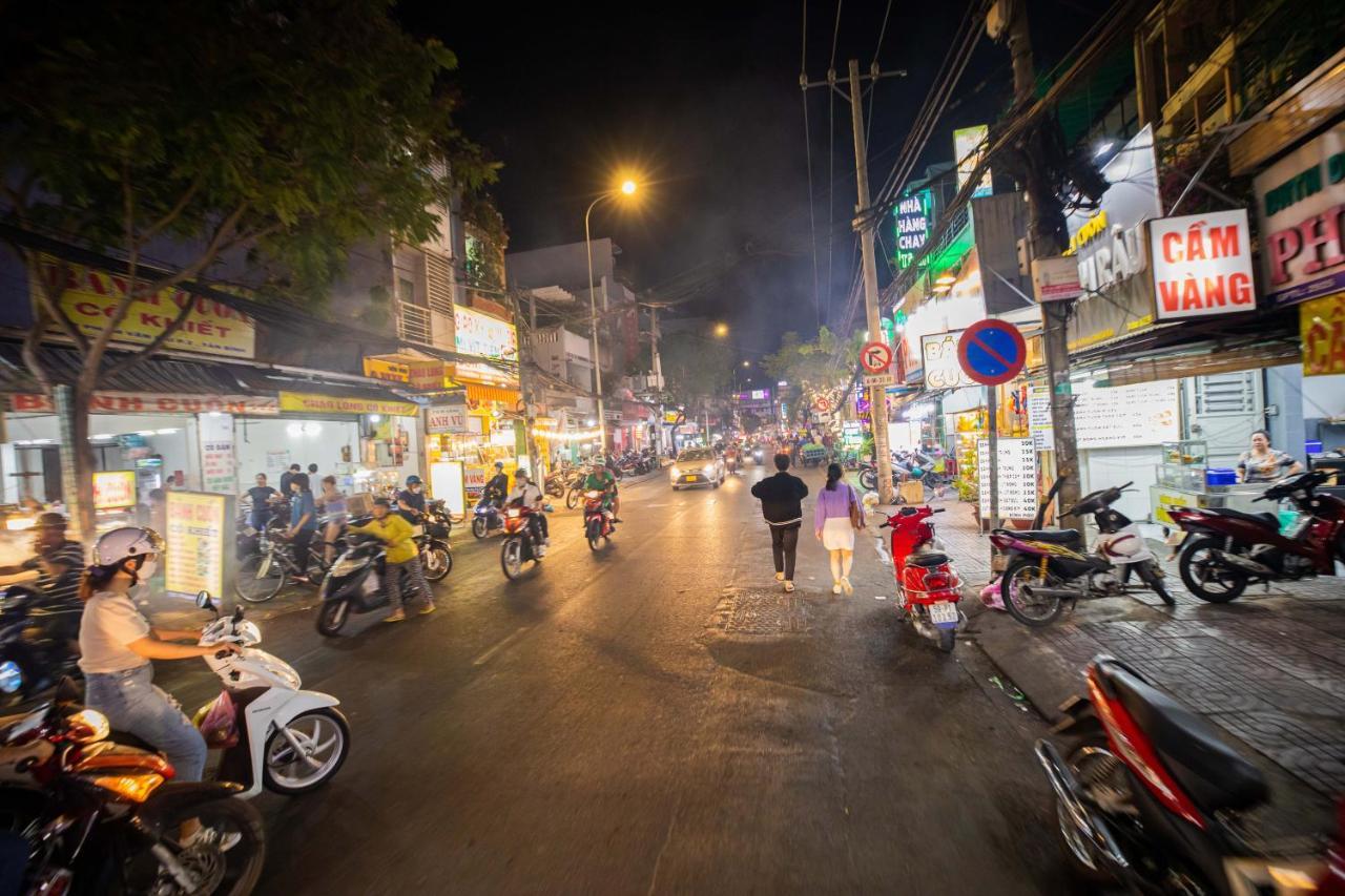 Airport Saigon Hotel - Gần ẩm thực đêm chợ Phạm Văn Hai Cidade de Ho Chi Minh Exterior foto